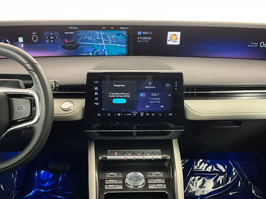 Used 2025 Lincoln Nautilus Premier AWD/4WD image 12