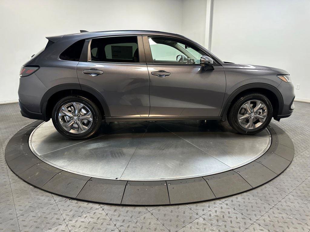 New 2026 Honda HR-V LX image 9
