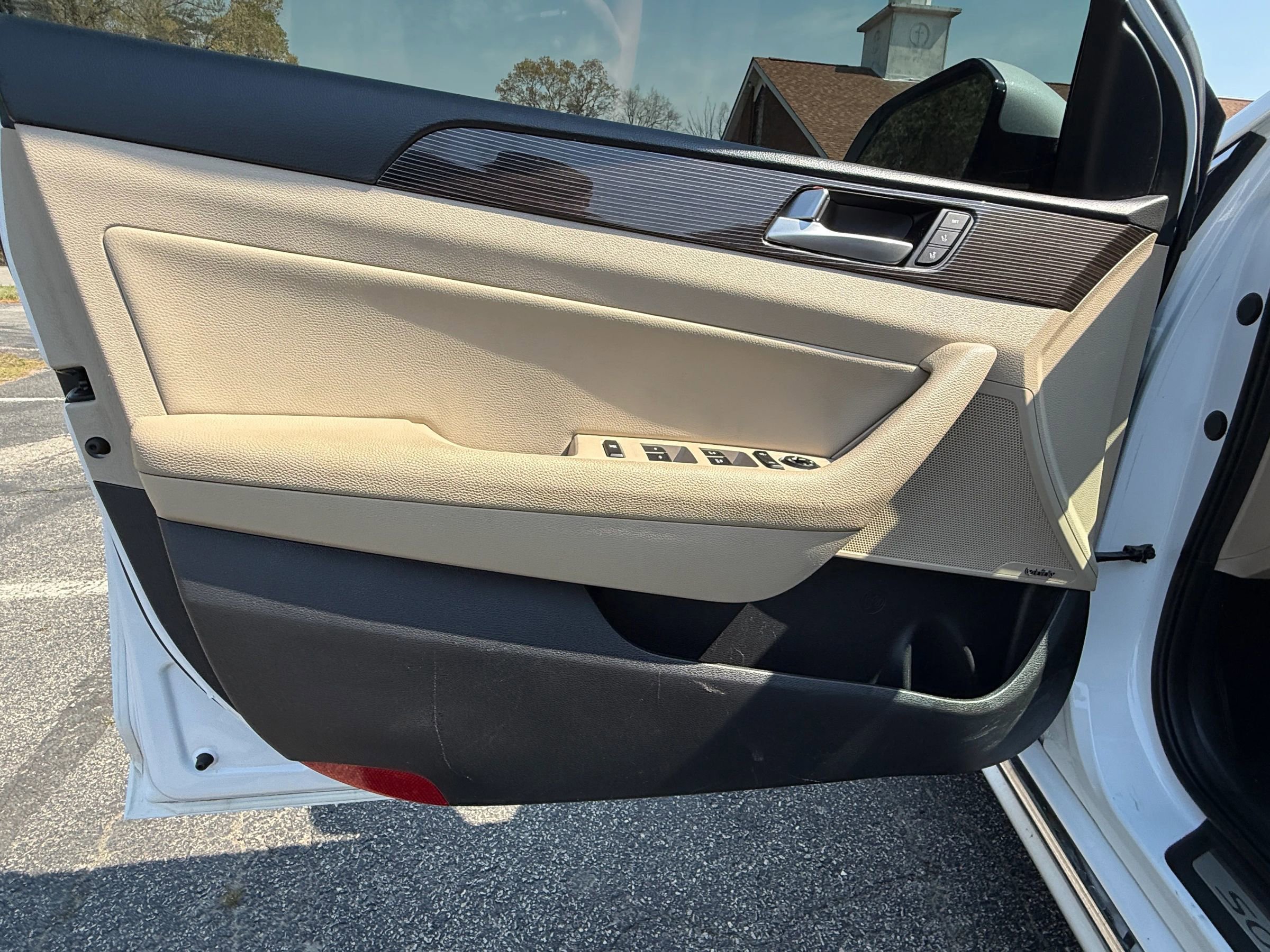 Used 2018 Hyundai Sonata Limited w/ Ultimate Package 02 FWD image 11