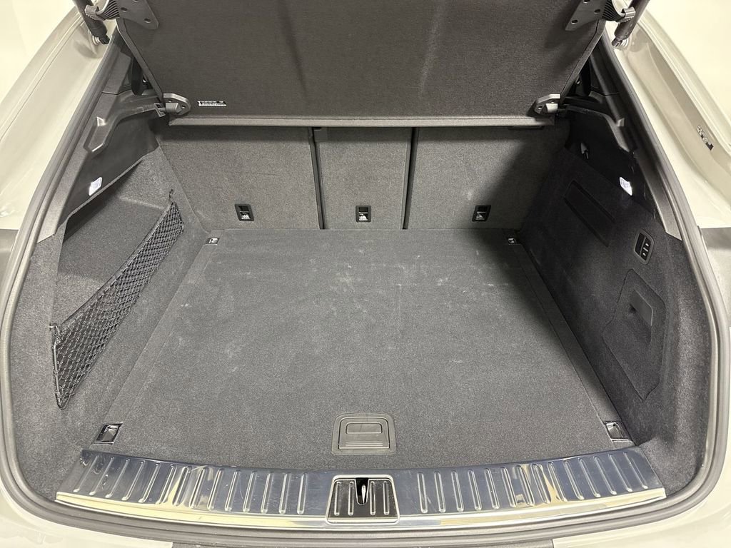 Used 2026 Porsche Cayenne S image 17