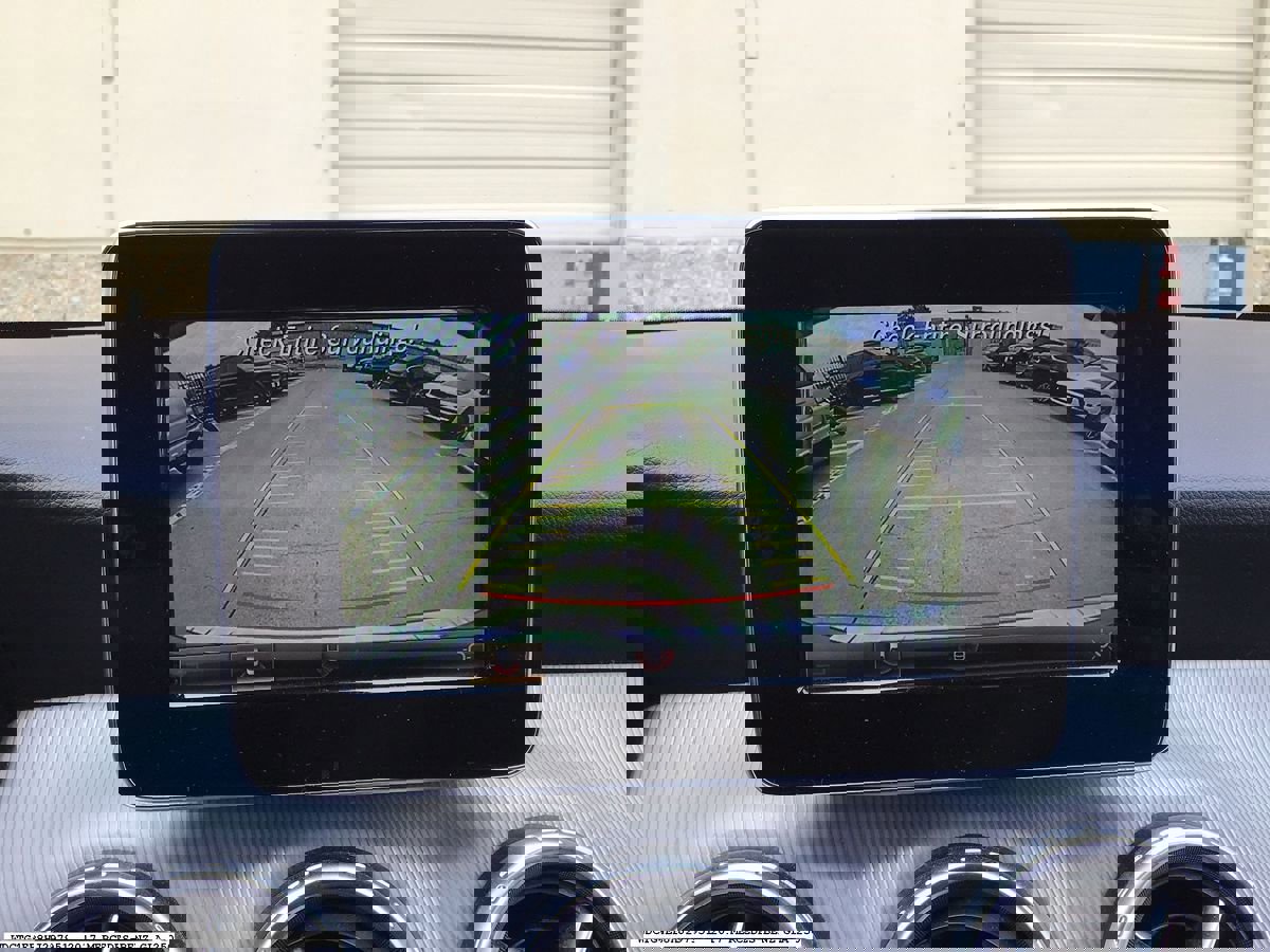 Used 2017 Mercedes-Benz GLA 250 image 10