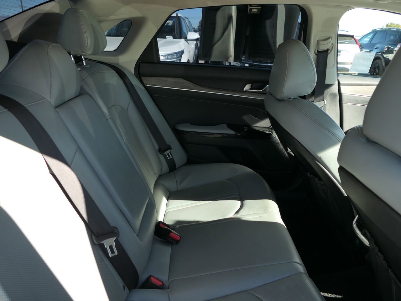 Used 2022 Kia K5 EX image 24