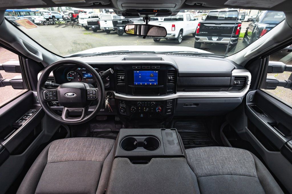 Used 2024 Ford F350 XLT image 29