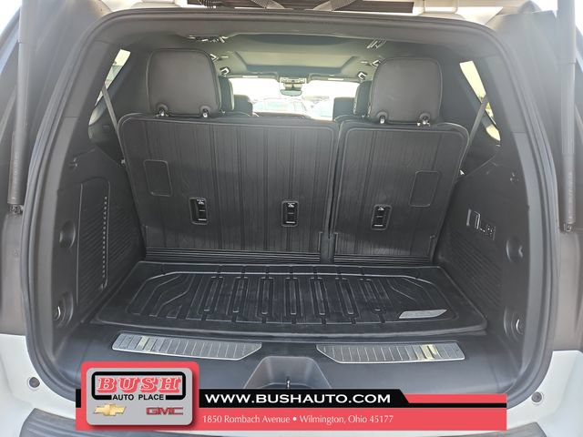Used 2024 GMC Yukon Denali w/ Advanced Technology Package AWD/4WD image 8
