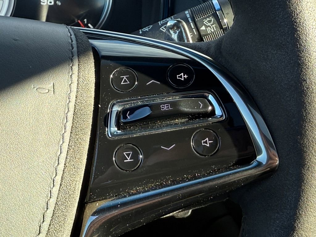 Used 2017 Cadillac CTS V w/ Luxury Package image 16