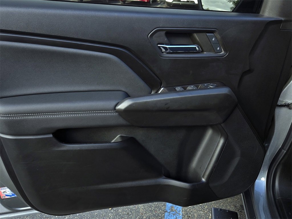 Used 2024 GMC Canyon Elevation w/ Elevation Premium Package image 10