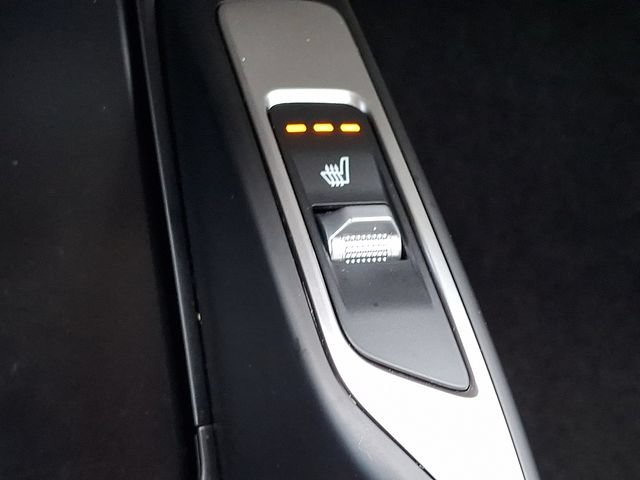 Used 2021 Kia Sorento S FWD image 25
