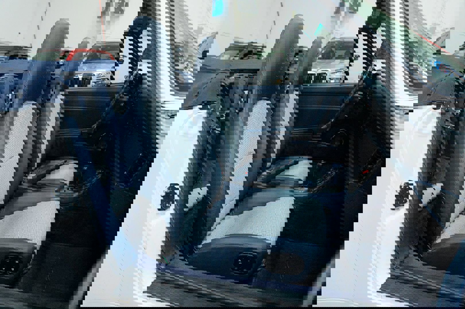 Used 1997 Porsche 911 Cabriolet image 28