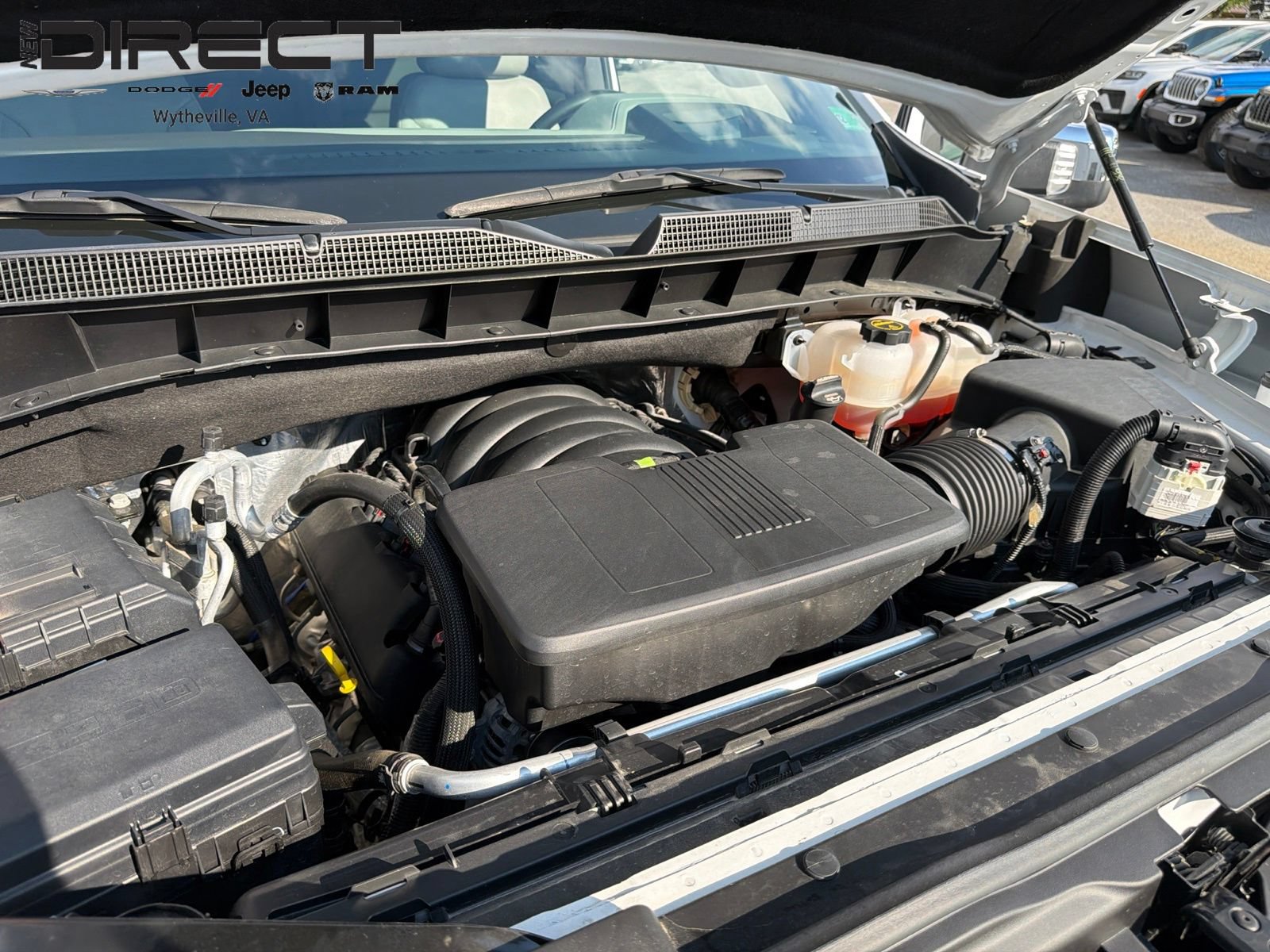 Used 2024 Chevrolet Silverado 1500 LTZ w/ Technology Package AWD/4WD image 18