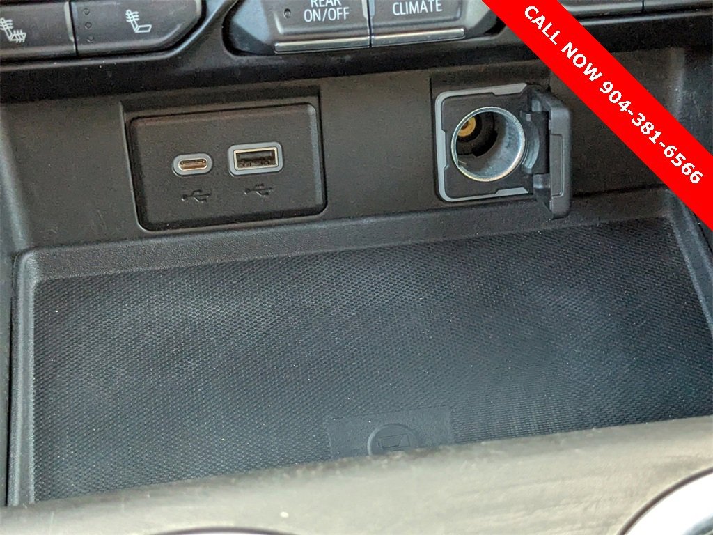 Used 2022 Chevrolet Tahoe Z71 image 25