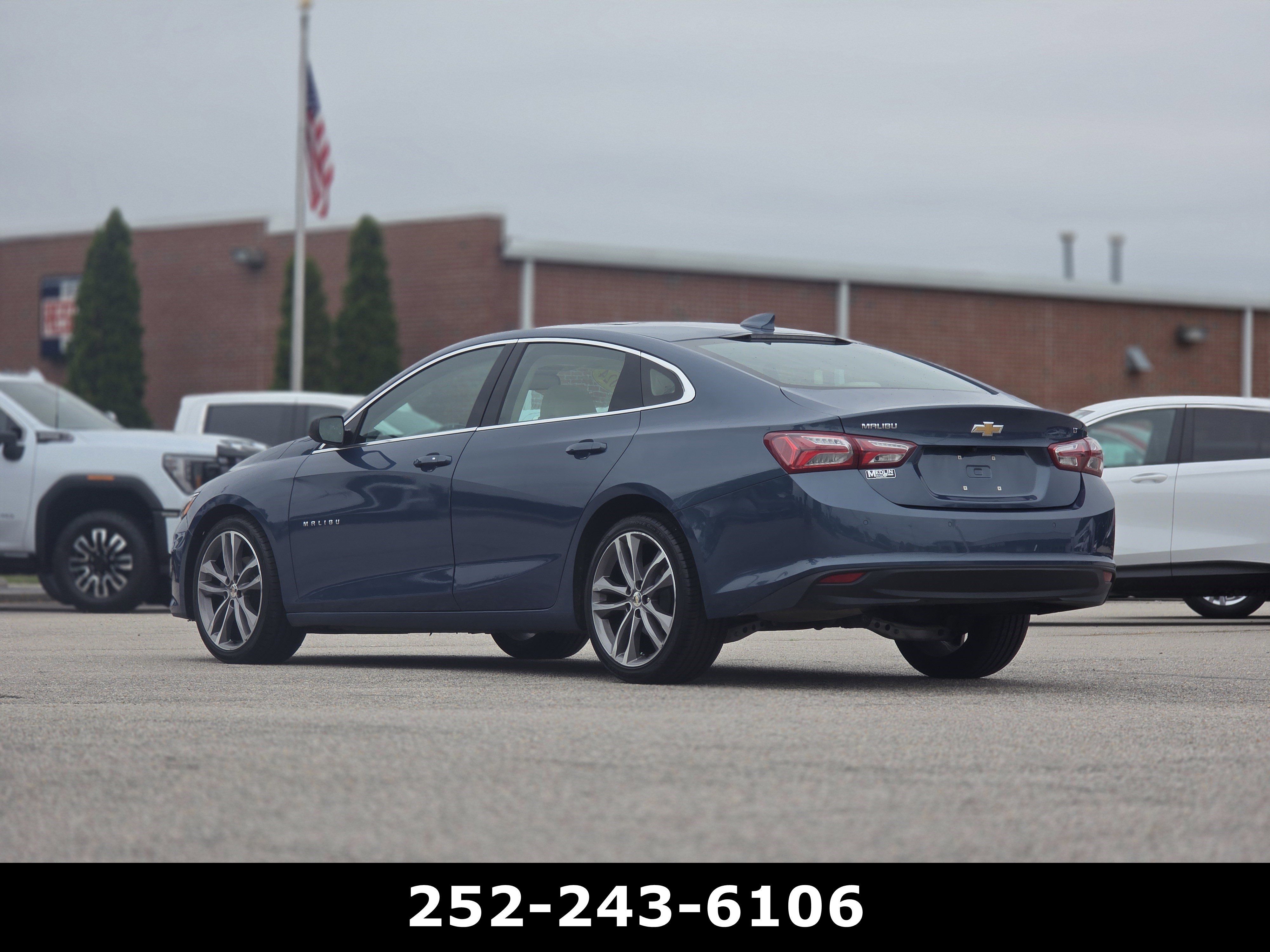 Used 2024 Chevrolet Malibu LT FWD image 5