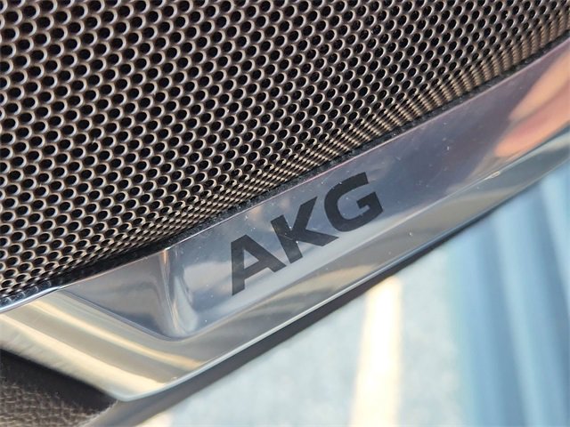 Used 2021 Cadillac Escalade Sport w/ Driver Assist Tech Package image 25