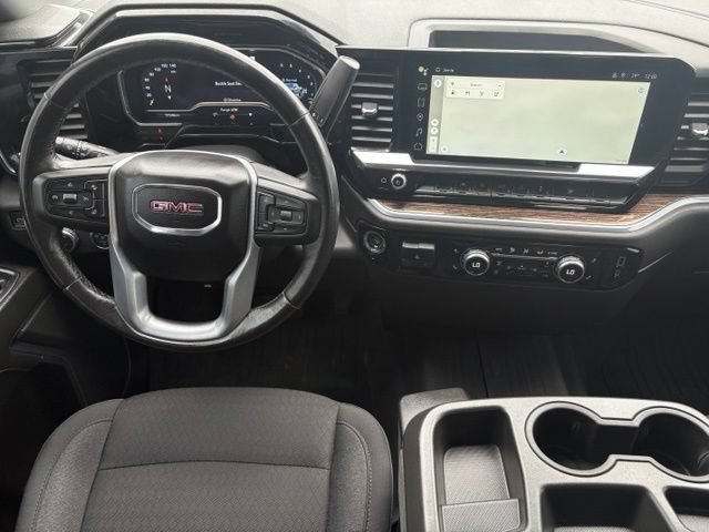 Used 2022 GMC Sierra 1500 Elevation AWD/4WD image 3