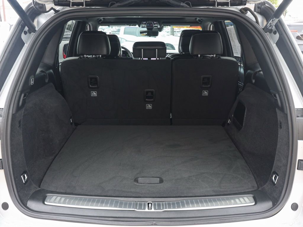 Used 2024 Jeep Grand Cherokee Overland w/ Luxury Tech Group IV image 16