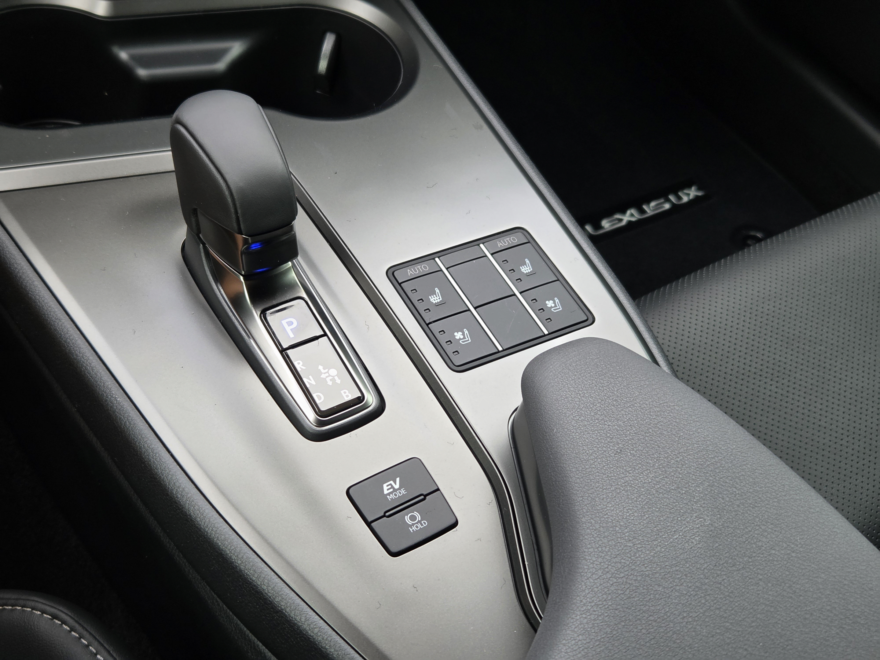 New 2026 Lexus UX 300h FWD w/ Accessory Package (Z1) image 12