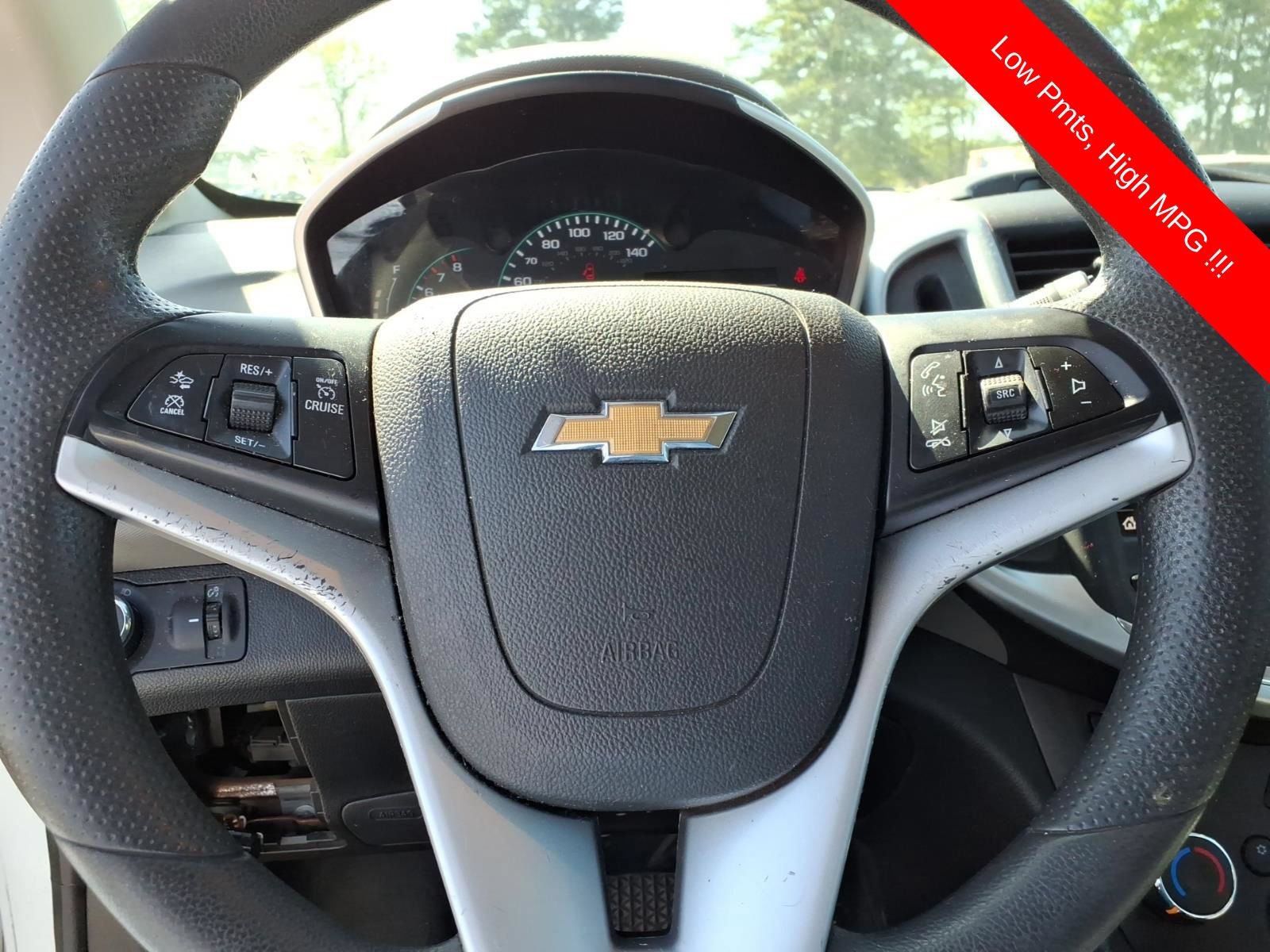 Used 2020 Chevrolet Sonic LT FWD image 21