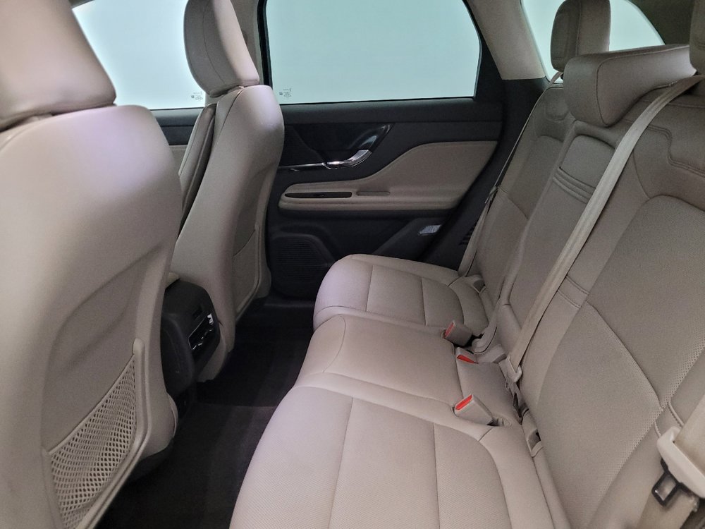 Used 2022 Lincoln Corsair AWD w/ Equipment Group 101A image 18