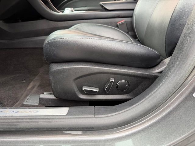 Used 2019 Ford Fusion Titanium image 9