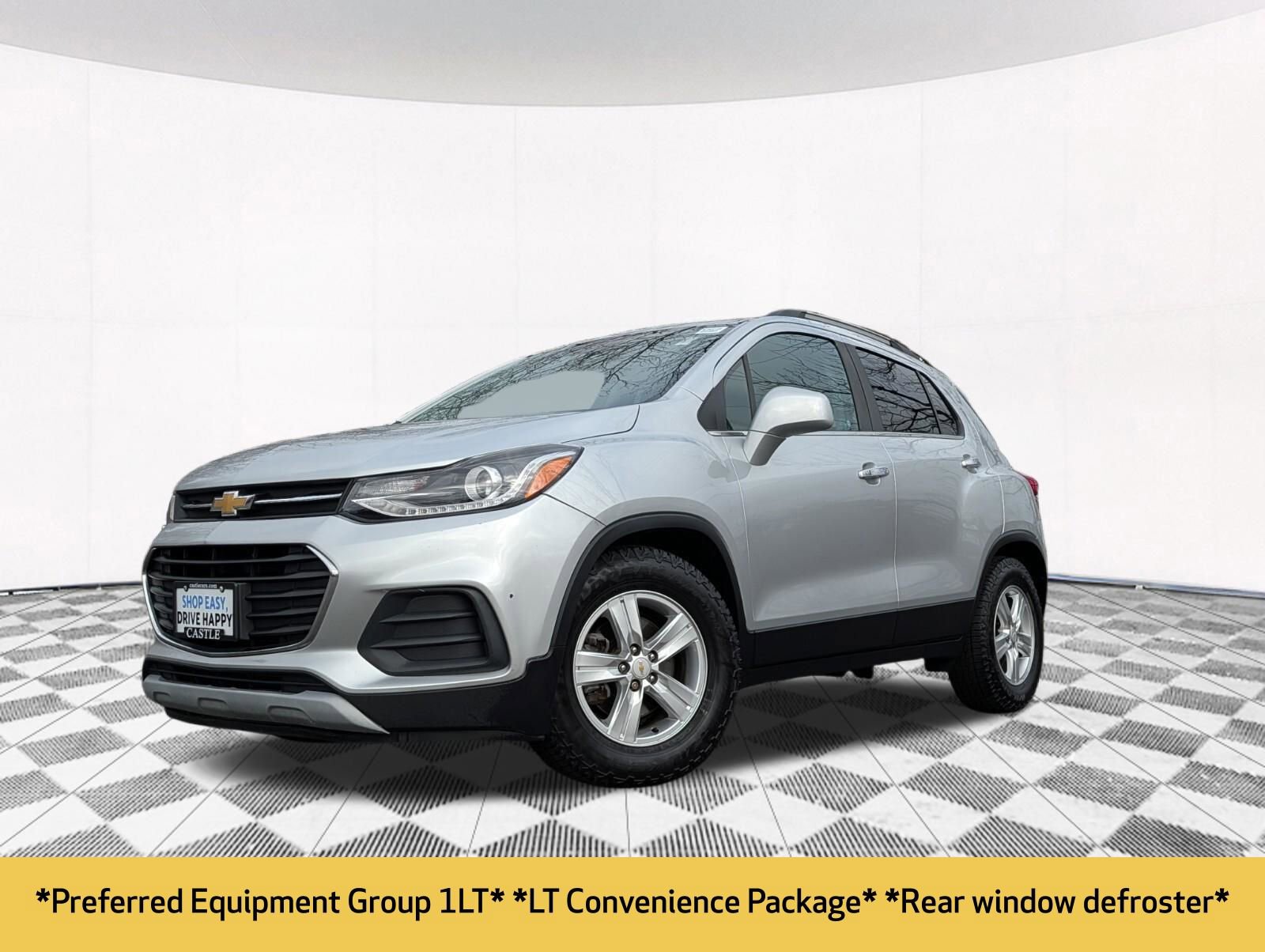 Used 2020 Chevrolet Trax LT w/ LT Convenience Package image 2