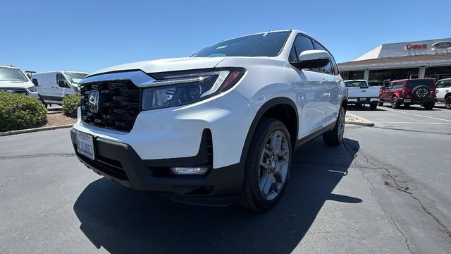 Used 2023 Honda Passport EX-L image 9