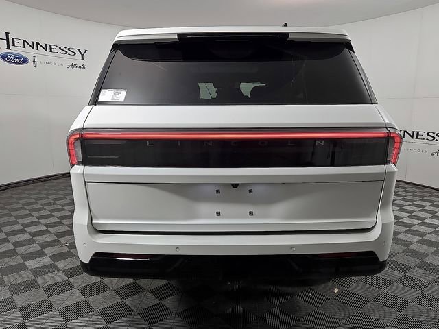 New 2025 Lincoln Navigator Reserve w/ Jet Appearance Package image 5