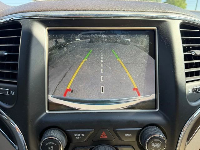 Used 2017 Jeep Grand Cherokee Overland AWD/4WD image 12