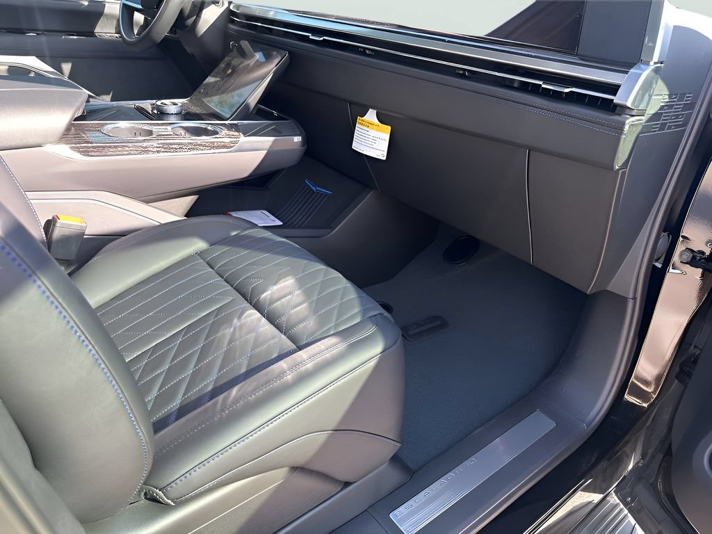 New 2026 Cadillac Escalade IQL Luxury AWD/4WD image 25