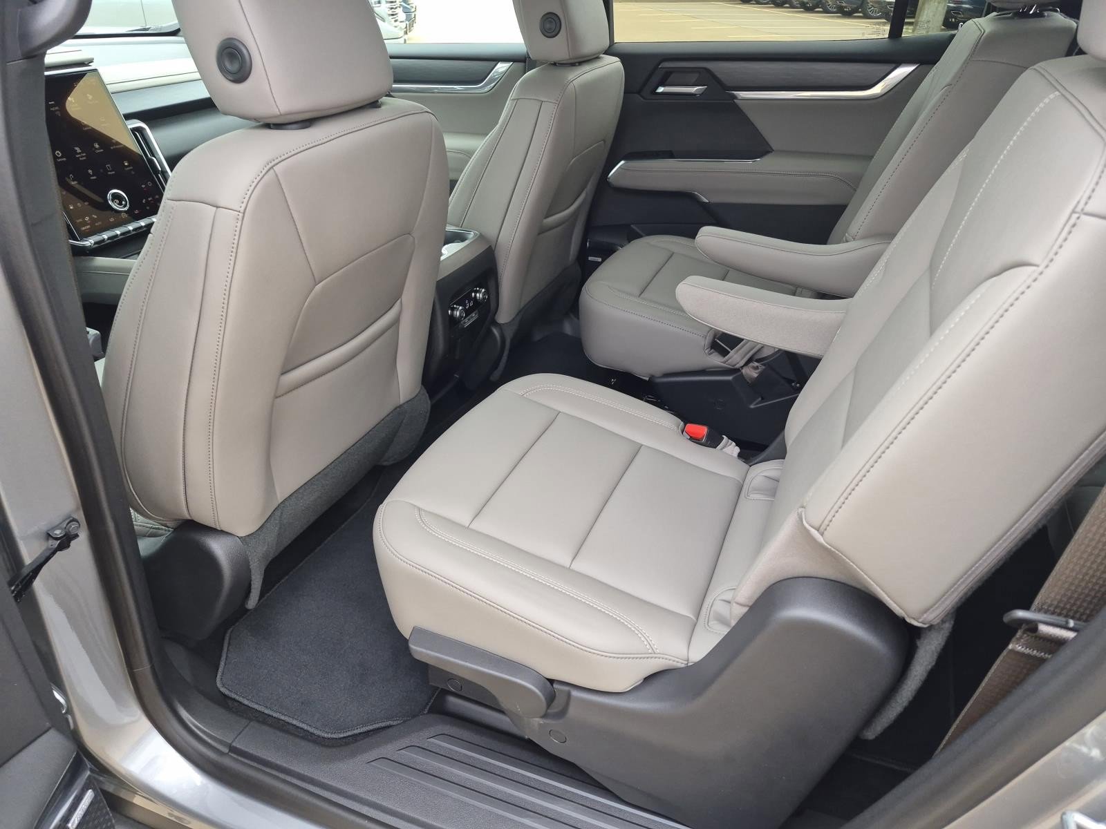 New 2026 GMC Acadia Elevation w/ Super Cruise Package AWD/4WD image 13