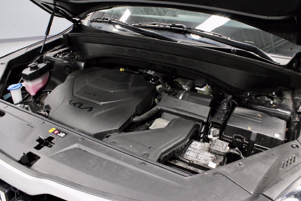 Used 2025 Kia Telluride EX AWD/4WD image 17