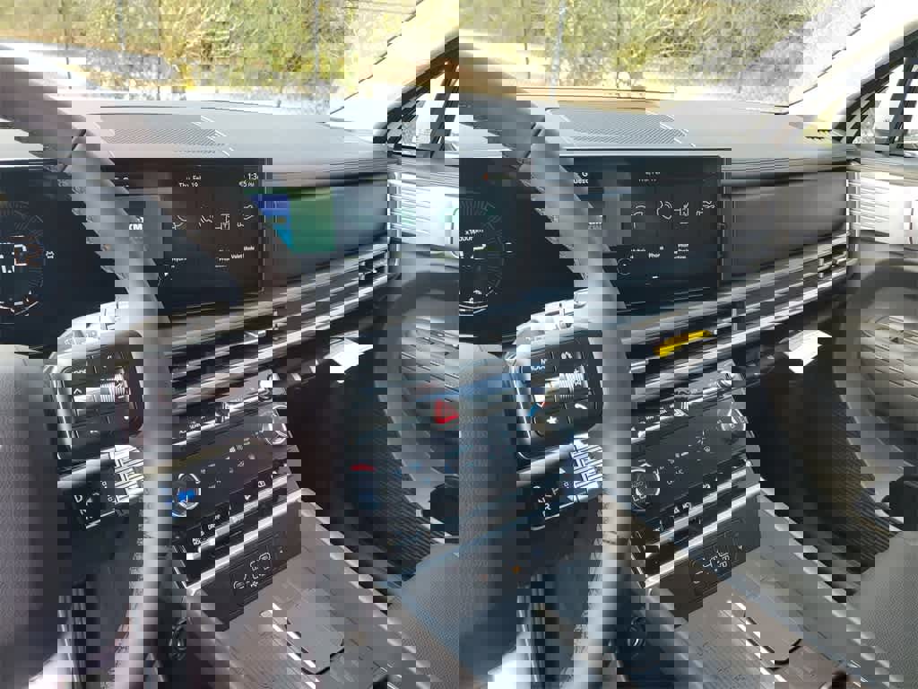 New 2026 Hyundai Santa Fe SEL image 32