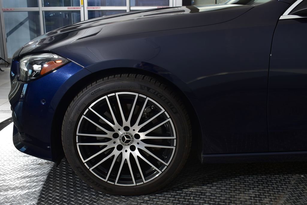 Certified 2022 Mercedes-Benz C 300 4MATIC Sedan image 9
