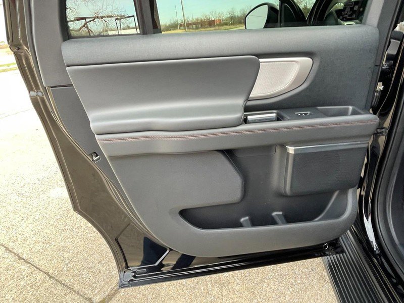 Used 2025 Ford Expedition Max Active image 27