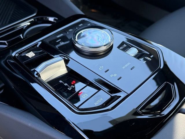 Used 2026 BMW 530i image 28