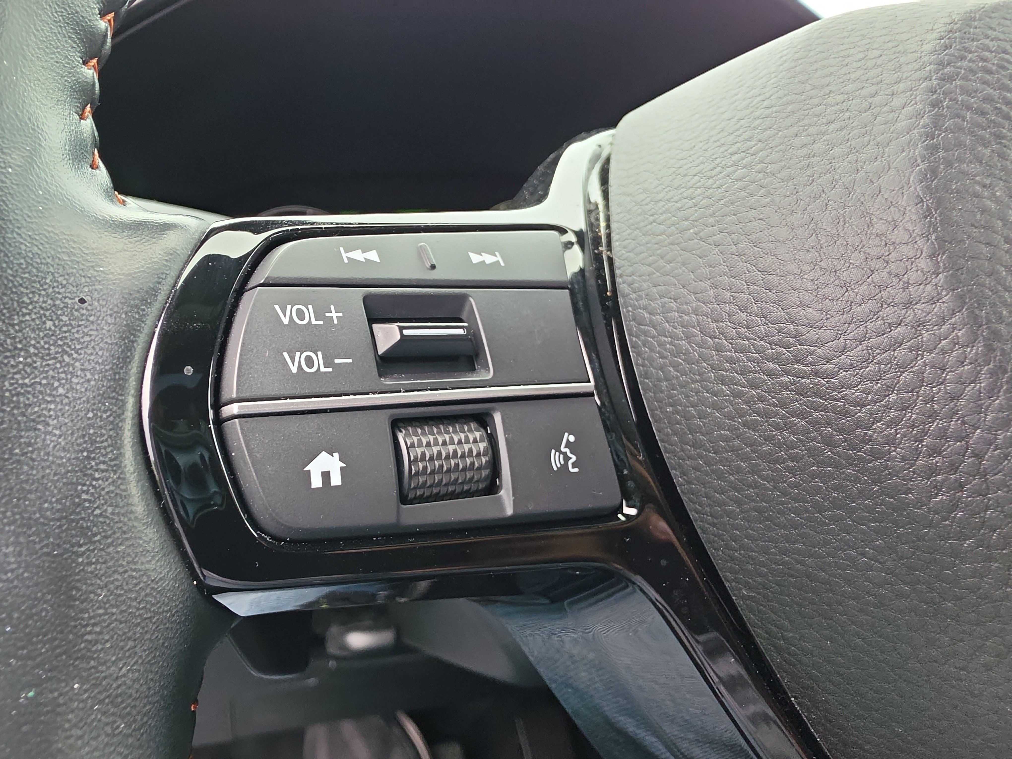 Certified 2023 Honda CR-V Sport Touring image 22