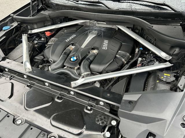 Used 2019 BMW X5 xDrive50i w/ M Sport Package image 13