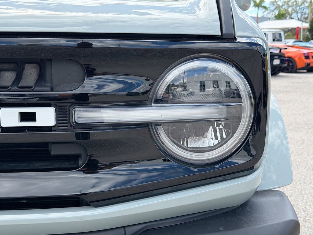 Used 2024 Ford Bronco Outer Banks image 11