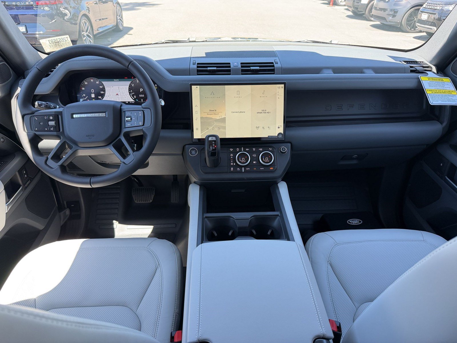 New 2026 Land Rover Defender 110 X-Dynamic SE AWD/4WD image 16