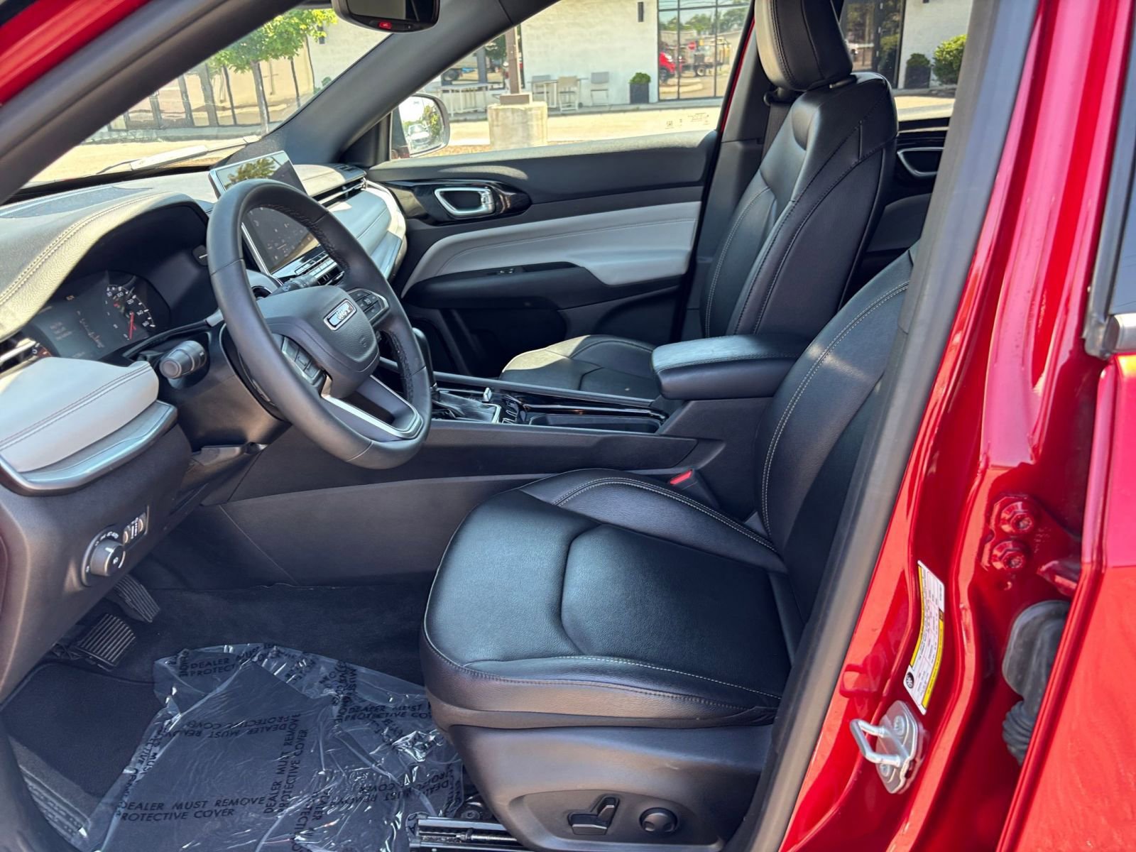 Used 2025 Jeep Compass Limited AWD/4WD image 29