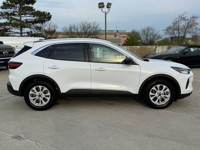 Used 2024 Ford Escape Active image 7
