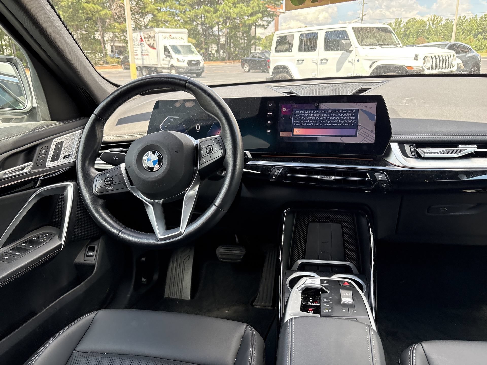 Used 2024 BMW X1 xDrive28i w/ Convenience Package AWD/4WD image 3