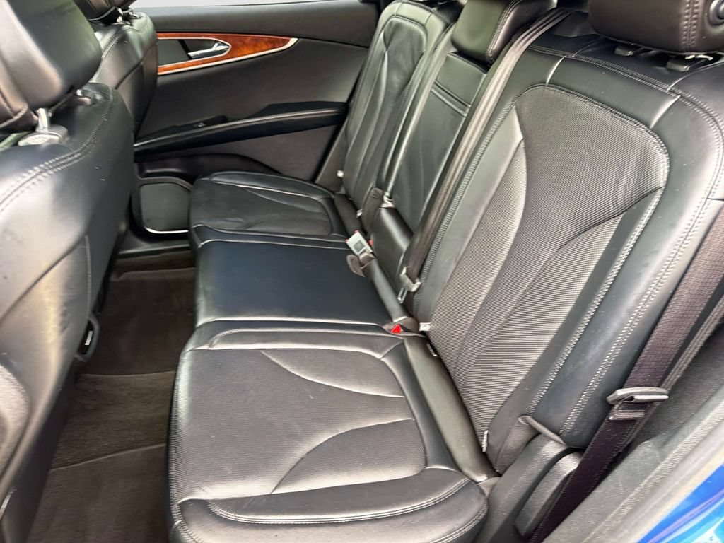 Used 2020 Lincoln Nautilus Reserve AWD/4WD image 14