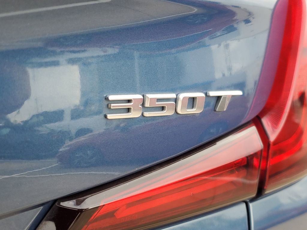 Used 2024 Cadillac XT4 Premium Luxury image 6