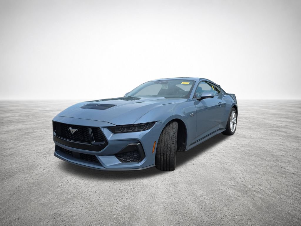 Used 2025 Ford Mustang GT Premium RWD image 4