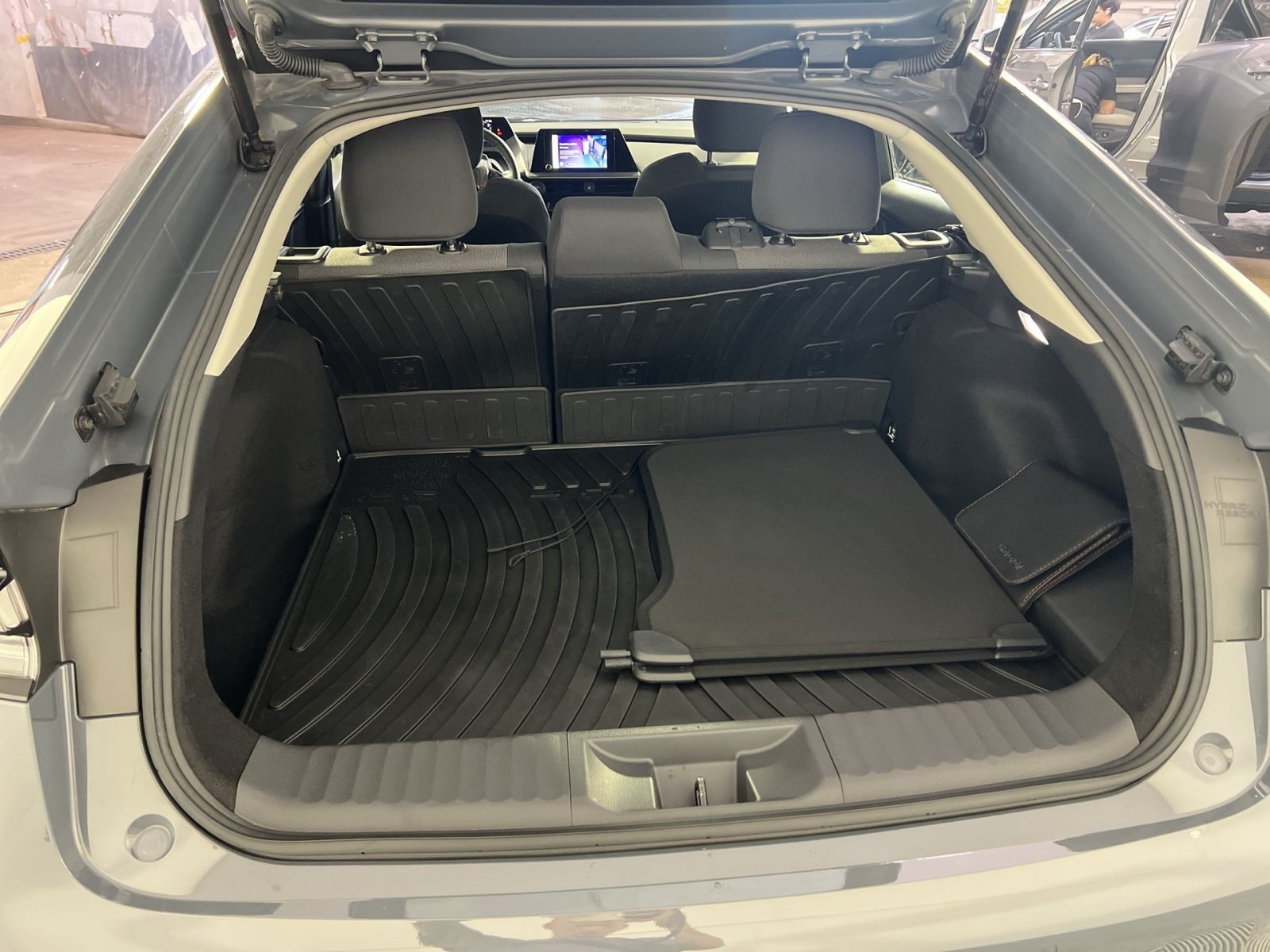 Used 2023 Toyota Prius Prime FWD image 27