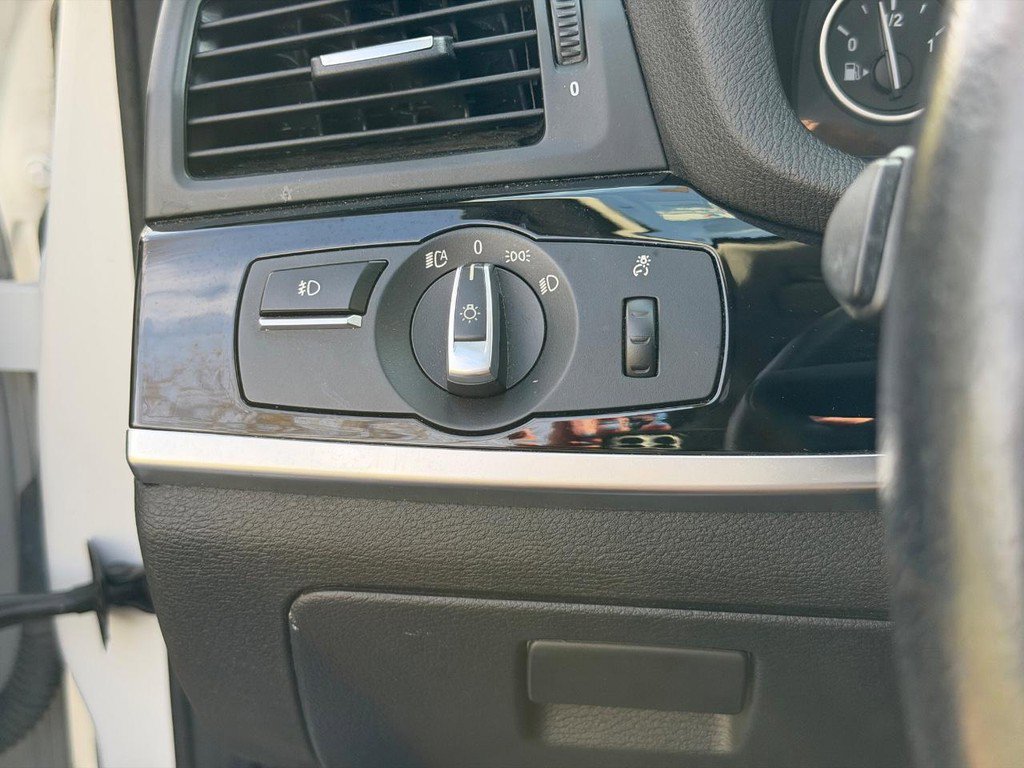 Used 2017 BMW X3 xDrive28i image 21