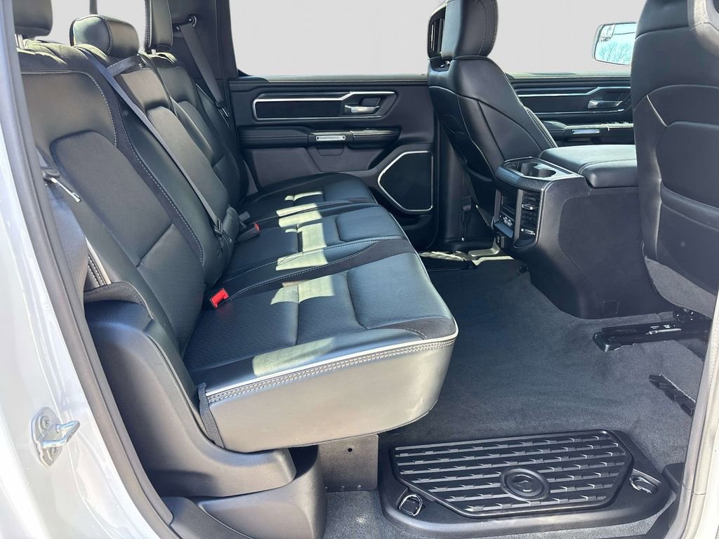 Used 2024 RAM 1500 Laramie image 14