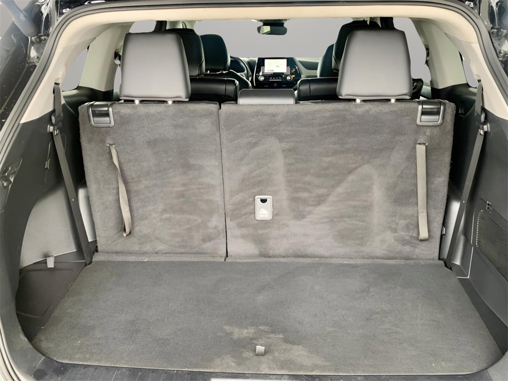 Used 2024 Toyota Highlander XLE image 23