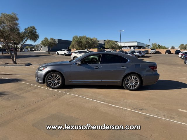 Used 2014 Lexus LS 460 w/ Comfort Package RWD image 3