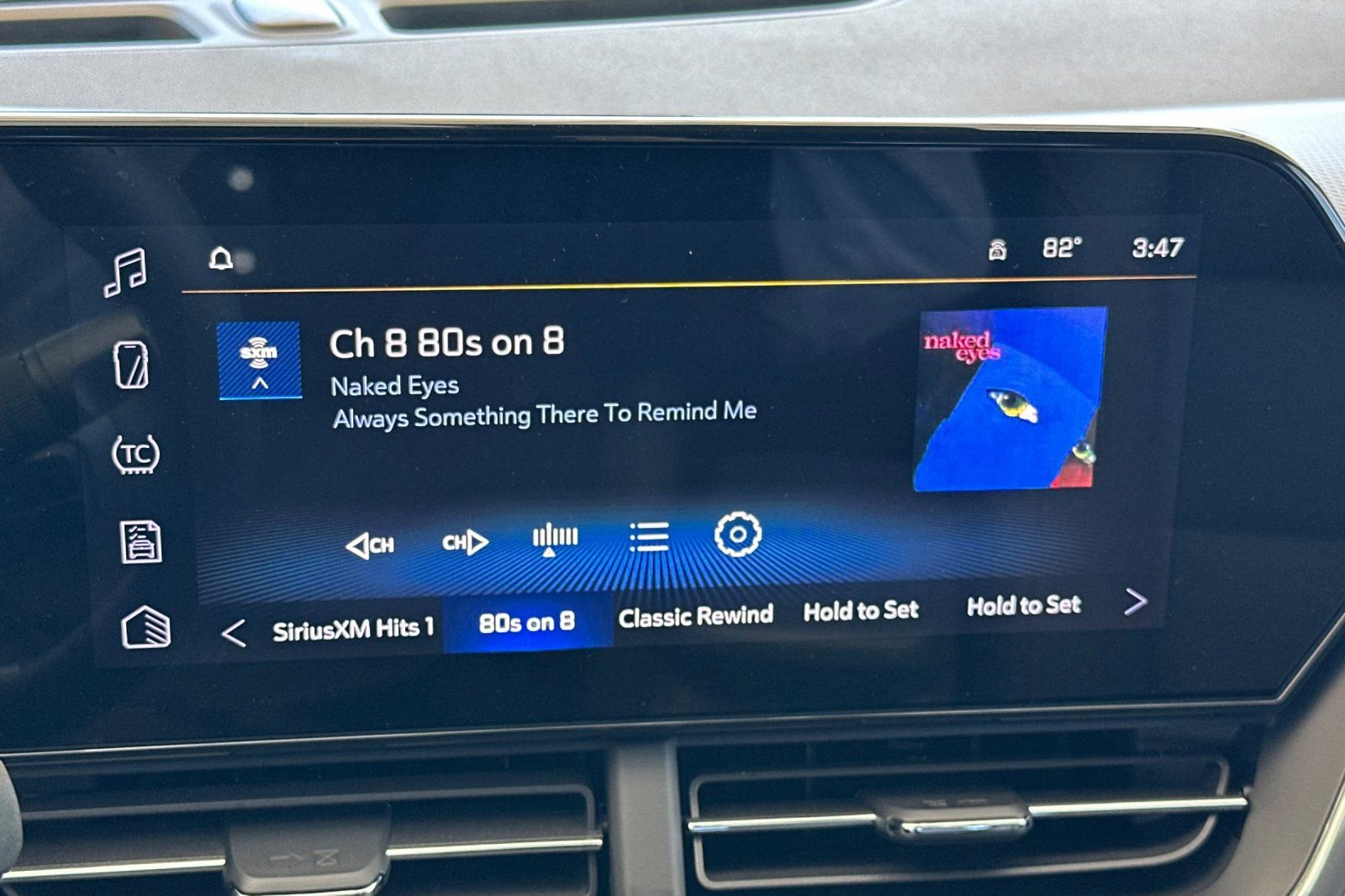 New 2026 Chevrolet Trax RS w/ Driver Confidence Package image 20