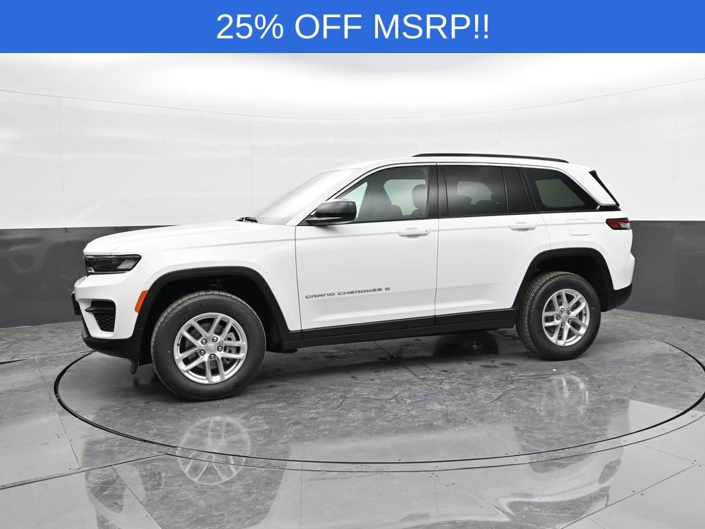 New 2025 Jeep Grand Cherokee Laredo X w/ Luxury Tech Group I AWD/4WD image 3